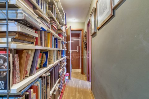 Apartament w Barcelona, Hiszpania 3 sypialnie, 107 mkw. nr 160826 – zdjęcie 28