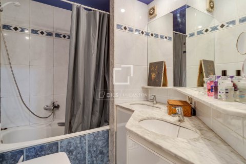 Apartament w Barcelona, Hiszpania 3 sypialnie, 107 mkw. nr 160826 – zdjęcie 24
