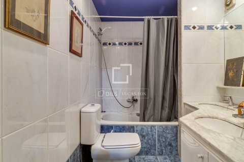 Apartament w Barcelona, Hiszpania 3 sypialnie, 107 mkw. nr 160826 – zdjęcie 22