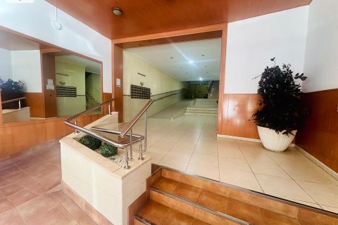 Huoneisto vuokrattavana Campoamor, Alicante, Espanja, 3 makuuhuonetta, 90 m2 No. 147573 - kuva 24