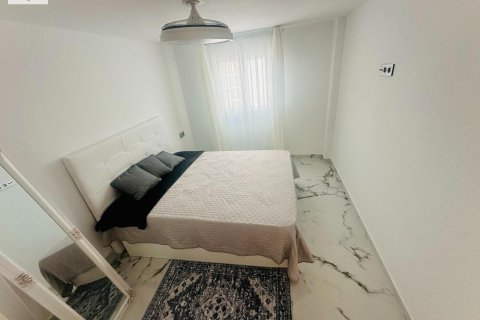 Huoneisto vuokrattavana Campoamor, Alicante, Espanja, 3 makuuhuonetta, 90 m2 No. 147573 - kuva 3