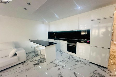 Huoneisto vuokrattavana Campoamor, Alicante, Espanja, 3 makuuhuonetta, 90 m2 No. 147573 - kuva 5