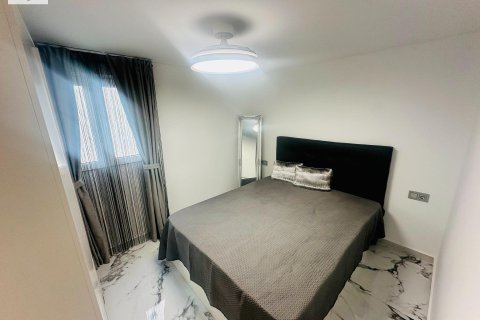 Huoneisto vuokrattavana Campoamor, Alicante, Espanja, 3 makuuhuonetta, 90 m2 No. 147573 - kuva 8