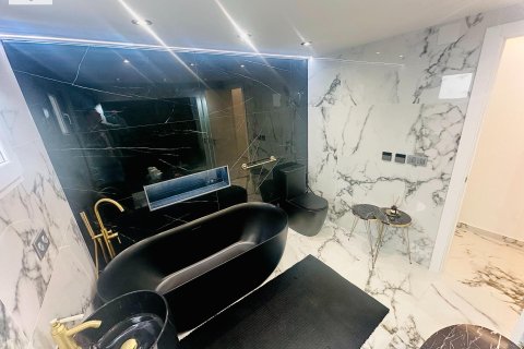 Huoneisto vuokrattavana Campoamor, Alicante, Espanja, 3 makuuhuonetta, 90 m2 No. 147573 - kuva 6