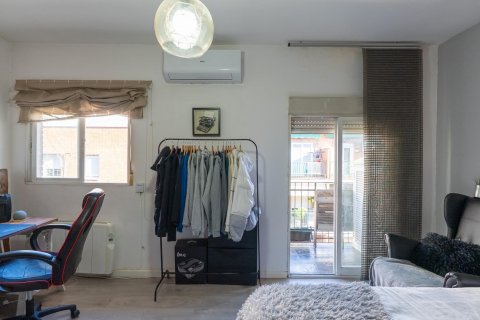 Kattohuoneisto myytävänä Madrid, Espanja, 2 makuuhuonetta, 86 m2 No. 147575 - kuva 19