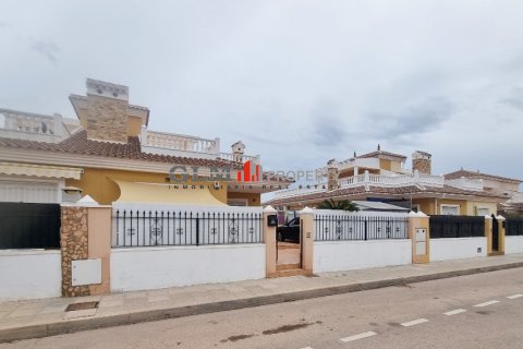 Rindu māja pārdošanā Los Alcazares, Murcia, Spānijā 3 istabas,  Nr. 113349 - attēls 2