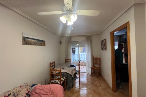 Dzīvoklis pārdošanā Torrevieja, Alicante, Spānijā 2 istabas, 70 m2 Nr. 186858 - attēls 2
