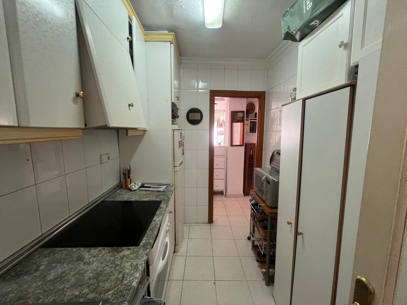 Apartment in Torrevieja, Alicante, Spain 3 bedrooms, 100 sq.m. No. 186857