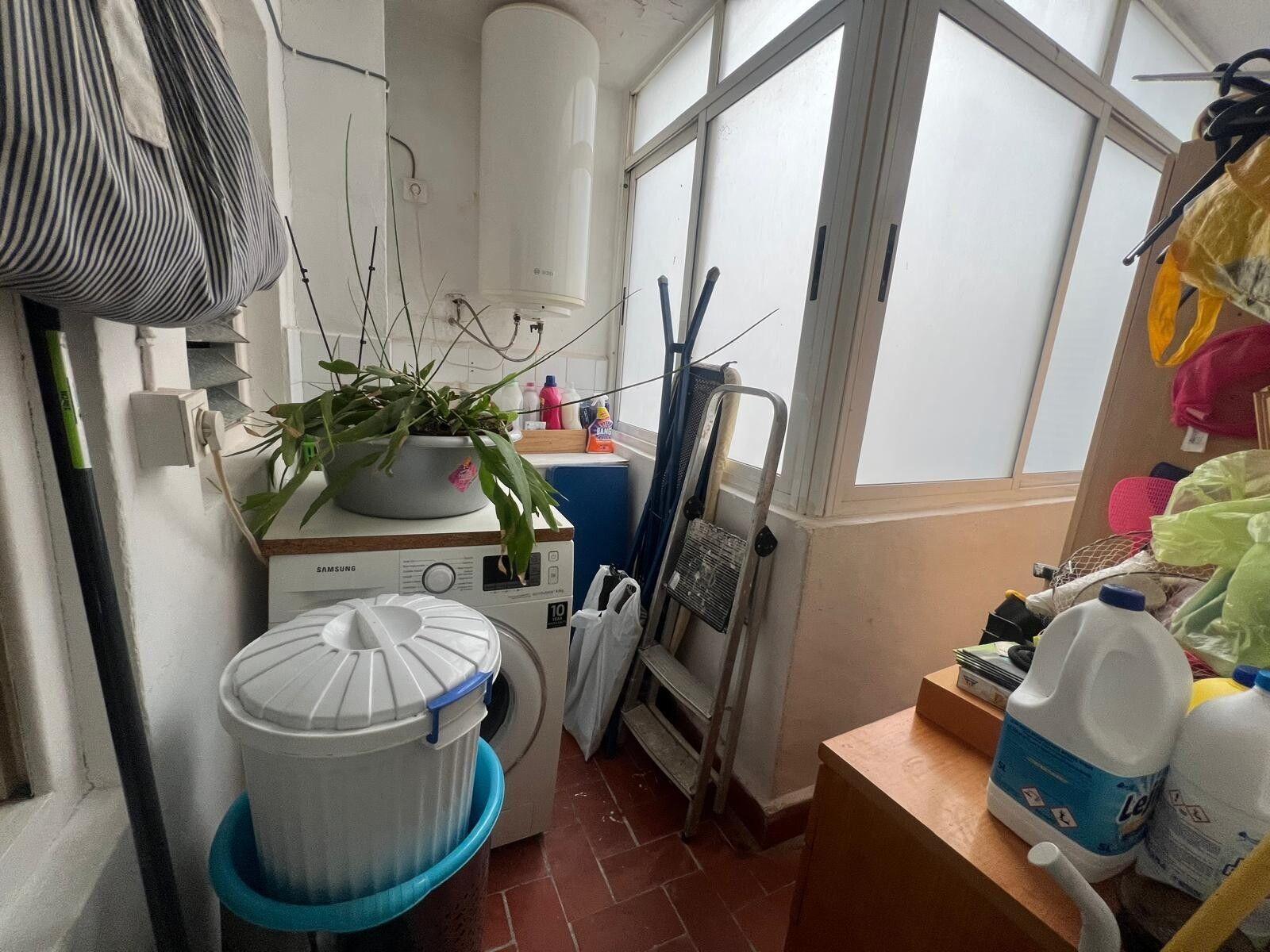 Apartment in Torrevieja, Alicante, Spain 3 bedrooms, 100 sq.m. No. 186857