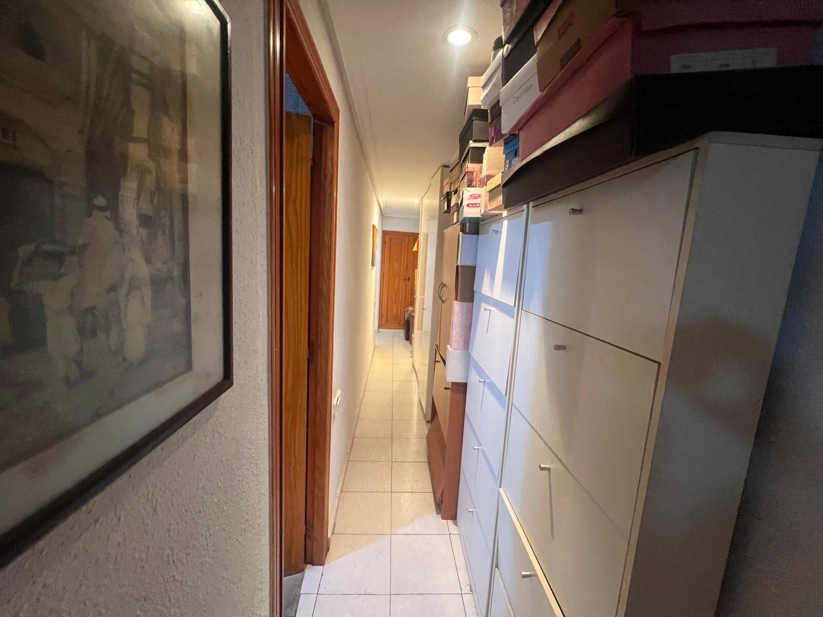Apartment in Torrevieja, Alicante, Spain 3 bedrooms, 100 sq.m. No. 186857