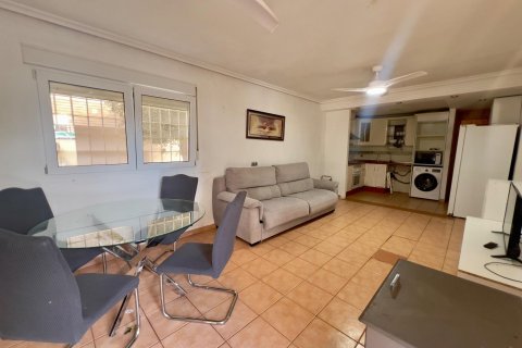 Bungalow till salu i Torrevieja, Alicante, Spanien 4 sovrum, 70 kvm. Nr. 149463 - foto 5