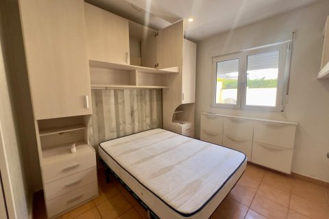 Bungalow till salu i Torrevieja, Alicante, Spanien 4 sovrum, 70 kvm. Nr. 149463 - foto 6