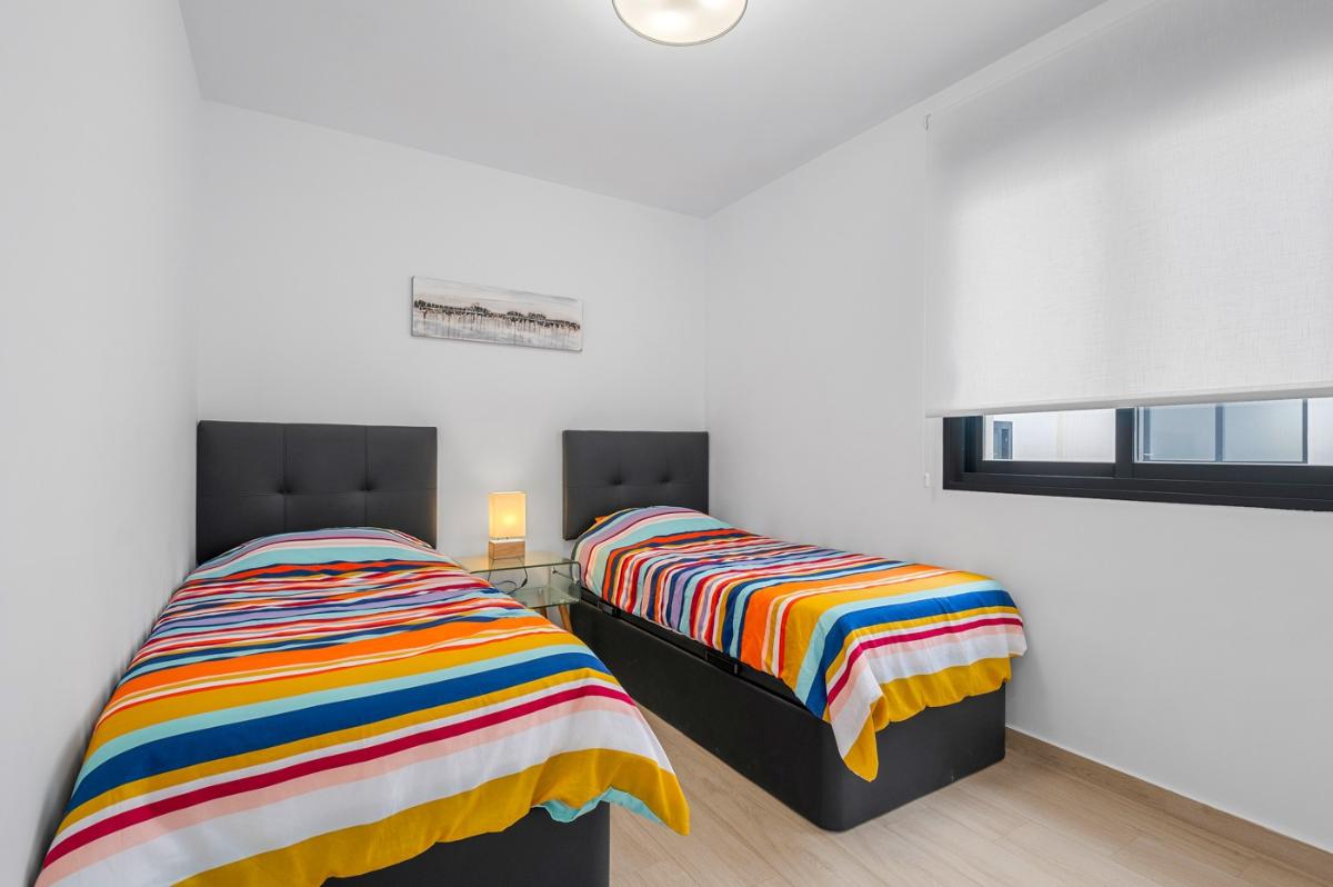 Appartamento a Alicante, Spagna 2 camere da letto, 76 mq. N° 149082