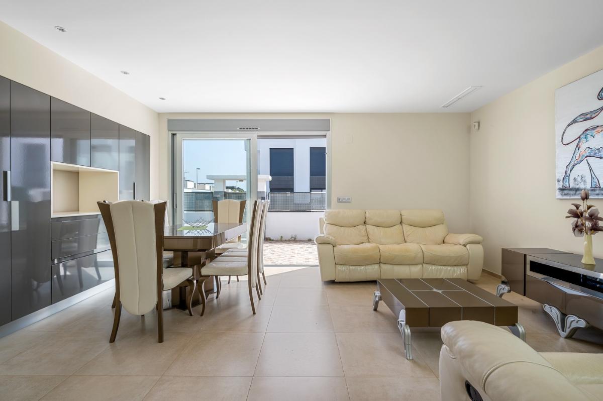 Villa a Ciudad Quesada, Alicante, Spagna 3 camere da letto, 114 mq. N° 149079