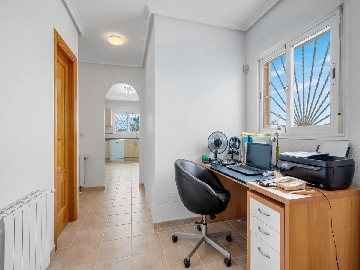 Villa Rojales, Alicante, Spānijā 3 istabas, 215 m2 Nr. 149080