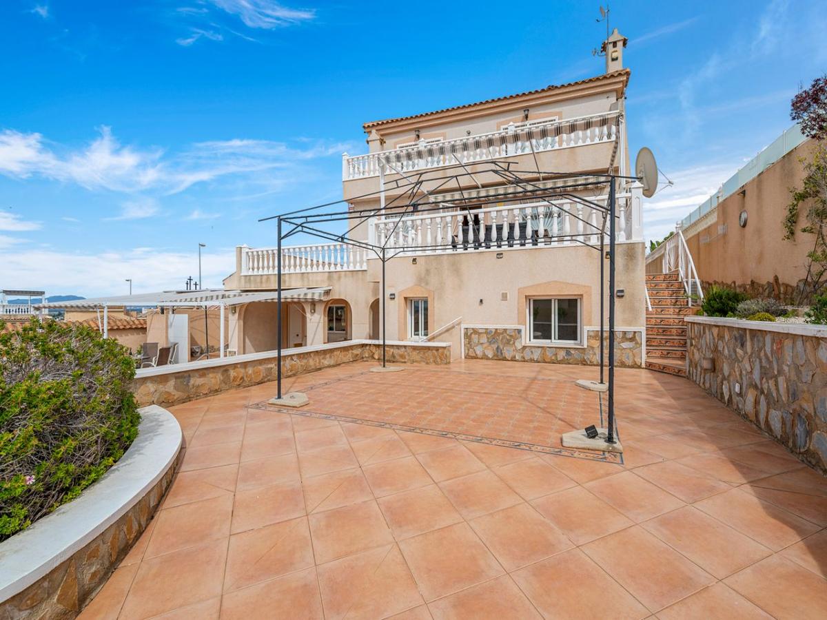 Villa Rojales, Alicante, Spānijā 3 istabas, 215 m2 Nr. 149080