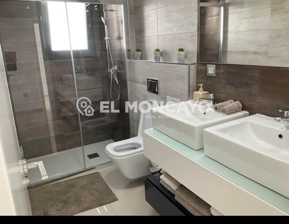 Villa a San Fulgencio, Alicante, Spagna 3 camere da letto, 266 mq. N° 149077