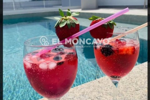 Villa en venta en San Fulgencio, Alicante, España 3 dormitorios, 266 m2 No. 149077 - foto 23