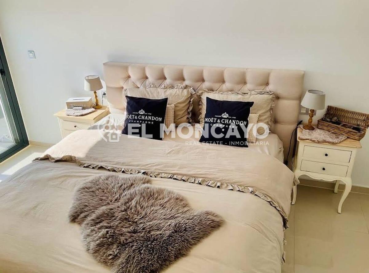 Villa a San Fulgencio, Alicante, Spagna 3 camere da letto, 266 mq. N° 149077