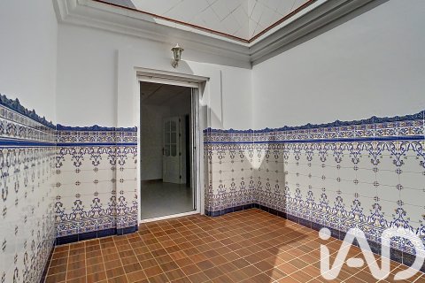 Lägenhet till salu i Vejer de la Frontera, Cadiz, Spanien 5 sovrum, 191 kvm. Nr. 172198 - foto 3