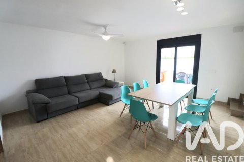 Commercial property for sale in Mont-roig del Camp, Tarragona, Spain 667 sq.m. No. 172193 - photo 9