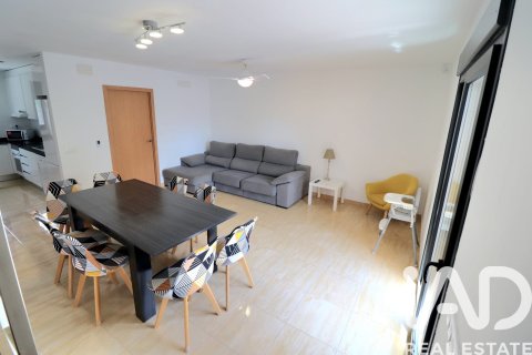 Commercial property for sale in Mont-roig del Camp, Tarragona, Spain 667 sq.m. No. 172193 - photo 8