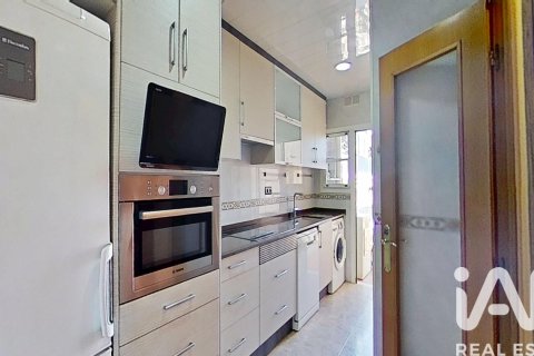 Appartamento a Barcelona, Spagna 3 camere da letto, 85 mq. N° 172197