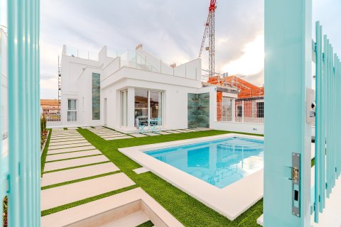 Casa a Los Alcazares, Murcia, Spagna 3 camere da letto, 232 mq. N° 163570