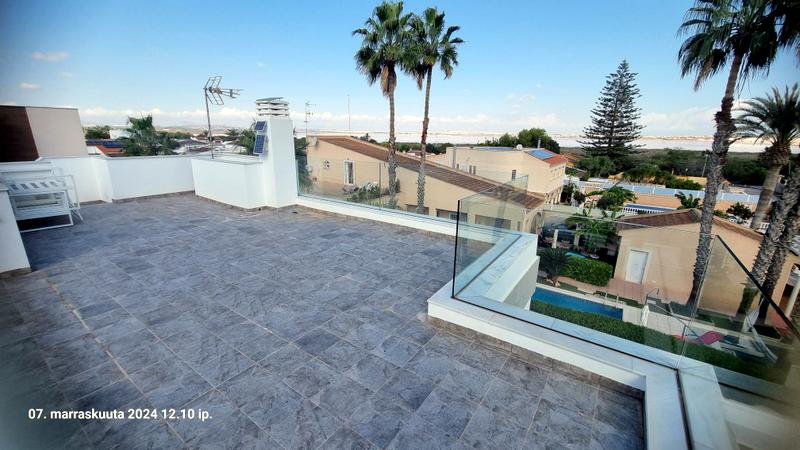 Villa i Los Balcones, Alicante, Spanien 3 sovrum, 198 kvm. Nr. 145325