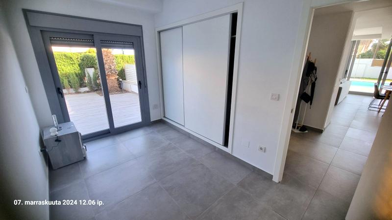 Villa i Los Balcones, Alicante, Spanien 3 sovrum, 198 kvm. Nr. 145325