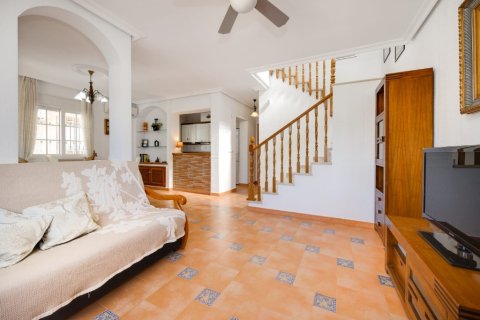 Villa for sale in Alicante, Spain 3 bedrooms, 135 sq.m. No. 145319 - photo 3