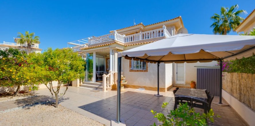 Villa in Alicante, Spain 3 bedrooms, 135 sq.m. No. 145319