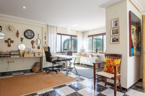 Villa till salu i Algorfa, Alicante, Spanien 4 sovrum, 490 kvm. Nr. 145322 - foto 19