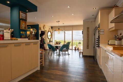 Villa till salu i Algorfa, Alicante, Spanien 4 sovrum, 490 kvm. Nr. 145322 - foto 14