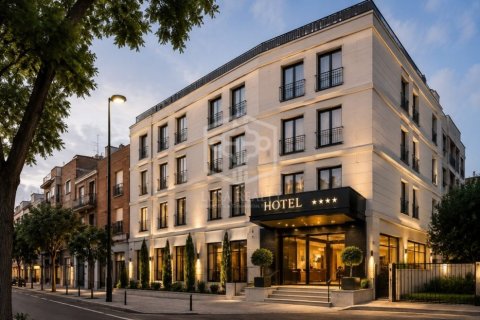 Proprietà commerciale a Madrid, Spagna 30 camere da letto,  N° 195355