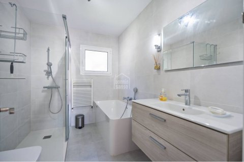 Huvila myytävänä Es Castell, Menorca, Espanja, 5 makuuhuonetta, 207 m2 No. 195353 - kuva 11