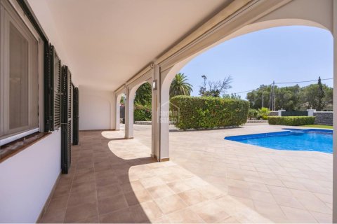 Huvila myytävänä Es Castell, Menorca, Espanja, 5 makuuhuonetta, 207 m2 No. 195353 - kuva 3