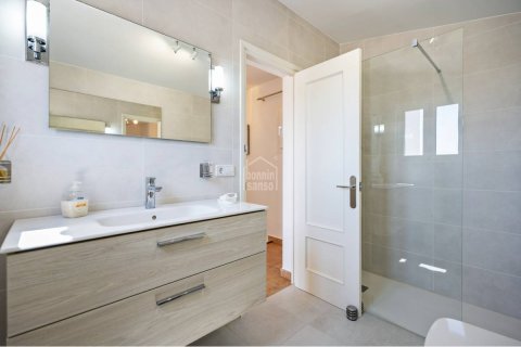Huvila myytävänä Es Castell, Menorca, Espanja, 5 makuuhuonetta, 207 m2 No. 195353 - kuva 13