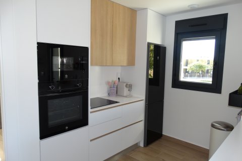 Huoneisto myytävänä Pilar de la Horadada, Alicante, Espanja, 3 makuuhuonetta, 79 m2 No. 195352 - kuva 28