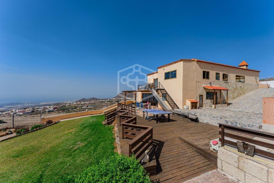 Huvila San Miguel de Abona, Tenerife, Espanja 6 makuuhuonetta, 449 m2 No. 195358
