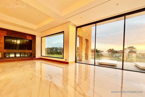 Villa for sale San Roque, Cadiz, Spain 6 bedrooms, 1220 sq.m. No. 69670 - photo 9