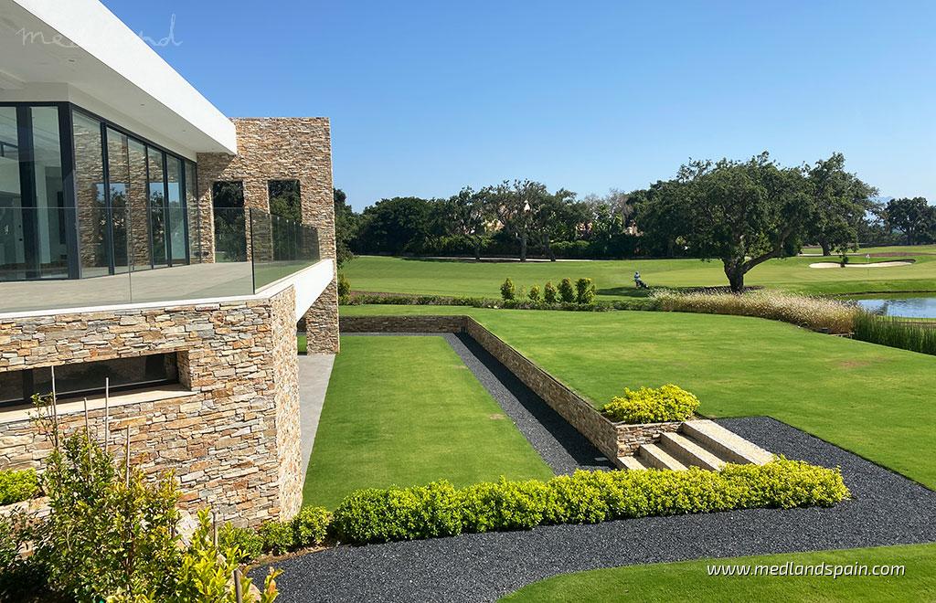Villa in San Roque, Cadiz, Spain 6 bedrooms, 1220 sq.m. No. 69670