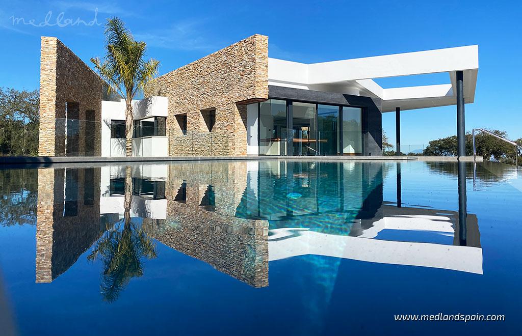 Villa in San Roque, Cadiz, Spain 6 bedrooms, 1220 sq.m. No. 69670