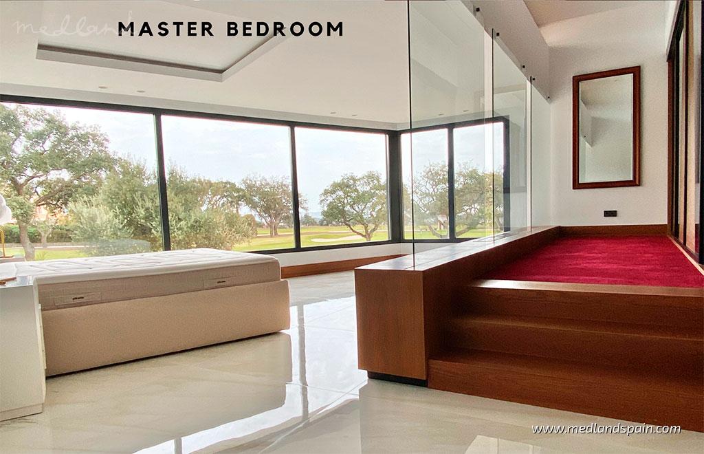 Villa in San Roque, Cadiz, Spain 6 bedrooms, 1220 sq.m. No. 69670