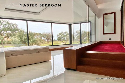Villa for sale San Roque, Cadiz, Spain 6 bedrooms, 1220 sq.m. No. 69670 - photo 12