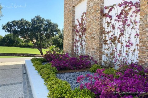 Villa for sale San Roque, Cadiz, Spain 6 bedrooms, 1220 sq.m. No. 69670 - photo 5