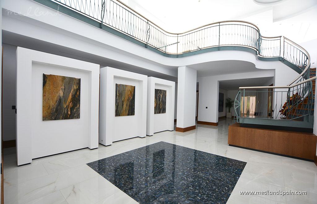 Villa in San Roque, Cadiz, Spain 6 bedrooms, 1220 sq.m. No. 69670