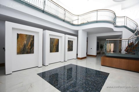 Villa for sale San Roque, Cadiz, Spain 6 bedrooms, 1220 sq.m. No. 69670 - photo 7