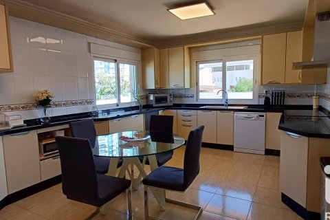 Продажа дома в Сан-Хавьер, Мурсия, Испания 5 спален, 521м2 №172118 - фото 19