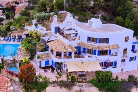 Apartament w El Campello, Alicante, Hiszpania 8 sypialni, 735 mkw. nr 176647